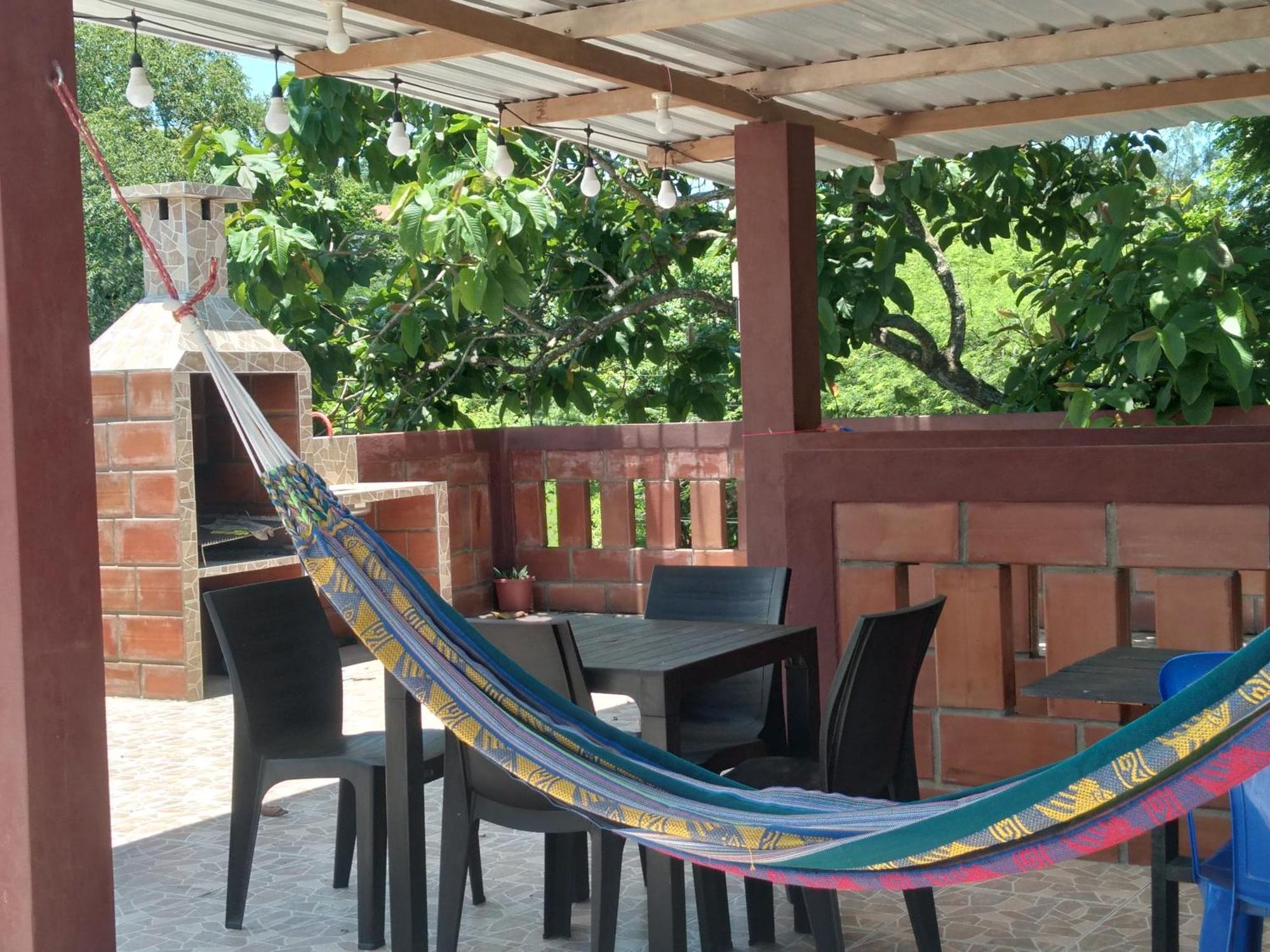 Hostal Casa Taisha Montañita المظهر الخارجي الصورة