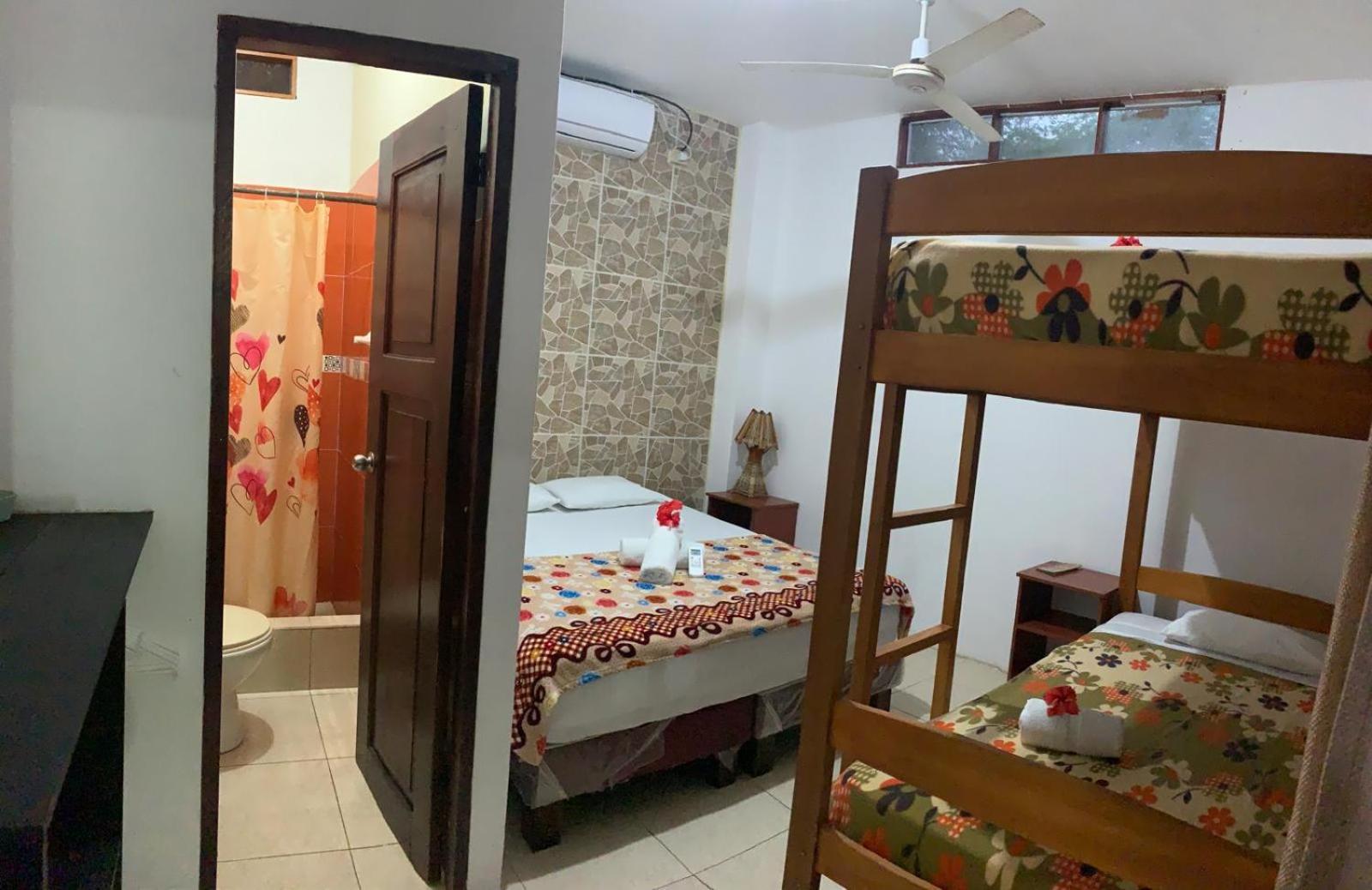 Hostal Casa Taisha Montañita المظهر الخارجي الصورة