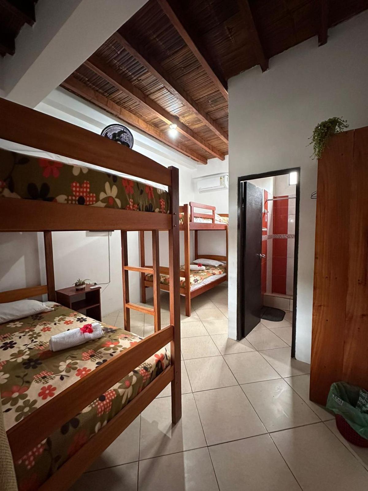 Hostal Casa Taisha Montañita المظهر الخارجي الصورة