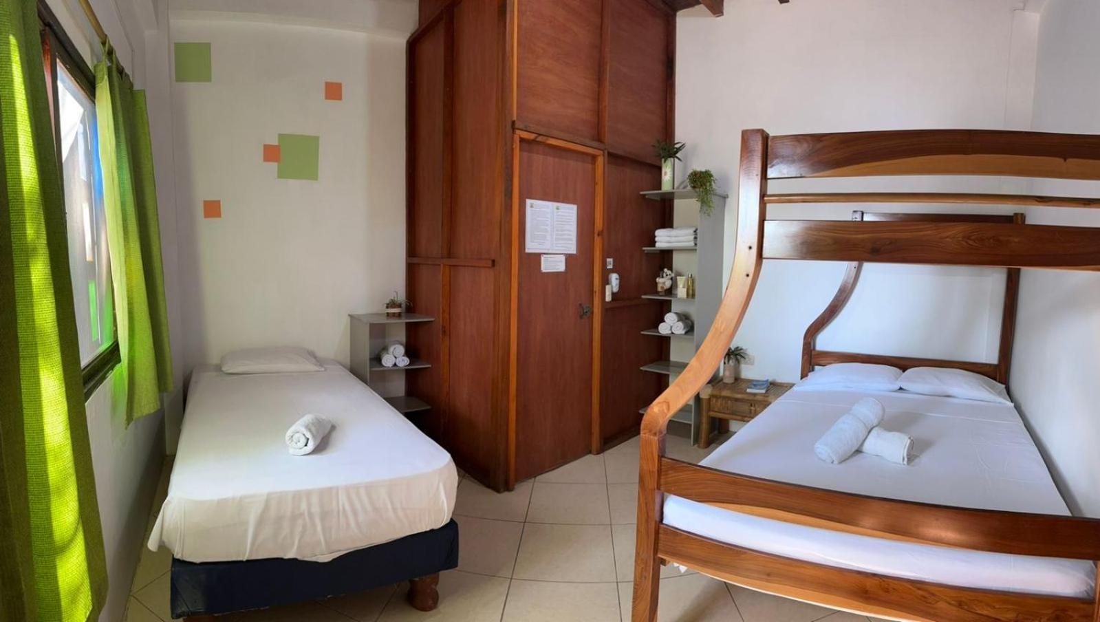 Hostal Casa Taisha Montañita المظهر الخارجي الصورة